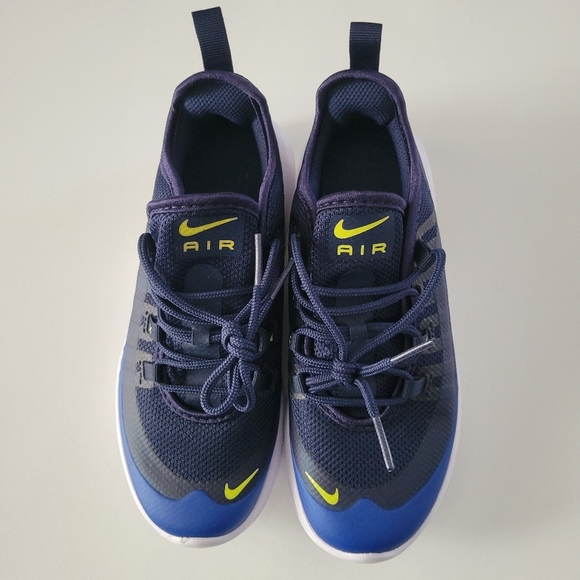 Nike Air Max Axis Midnight Navy Running shoes NWOT box. - Picture 1 of 10